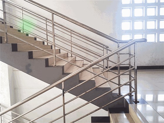 室內不銹鋼樓梯扶手