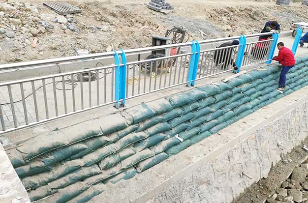 不銹鋼橋梁護欄